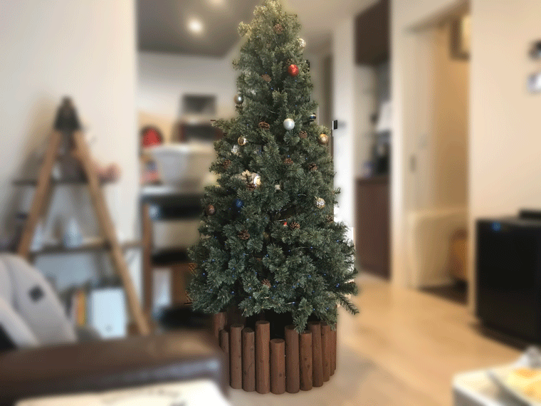 クリスマスツリーの足隠しに丸太の足元隠しをdiy ハルキンblog